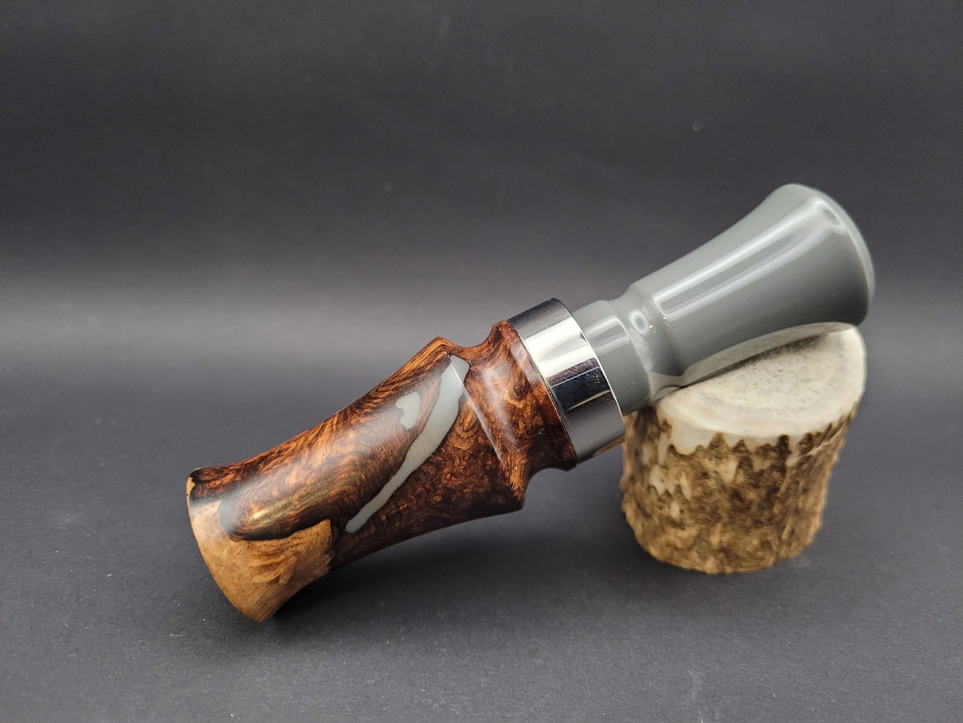 Honduran rosewood burl and grey acrylic J-frame single reed duck call