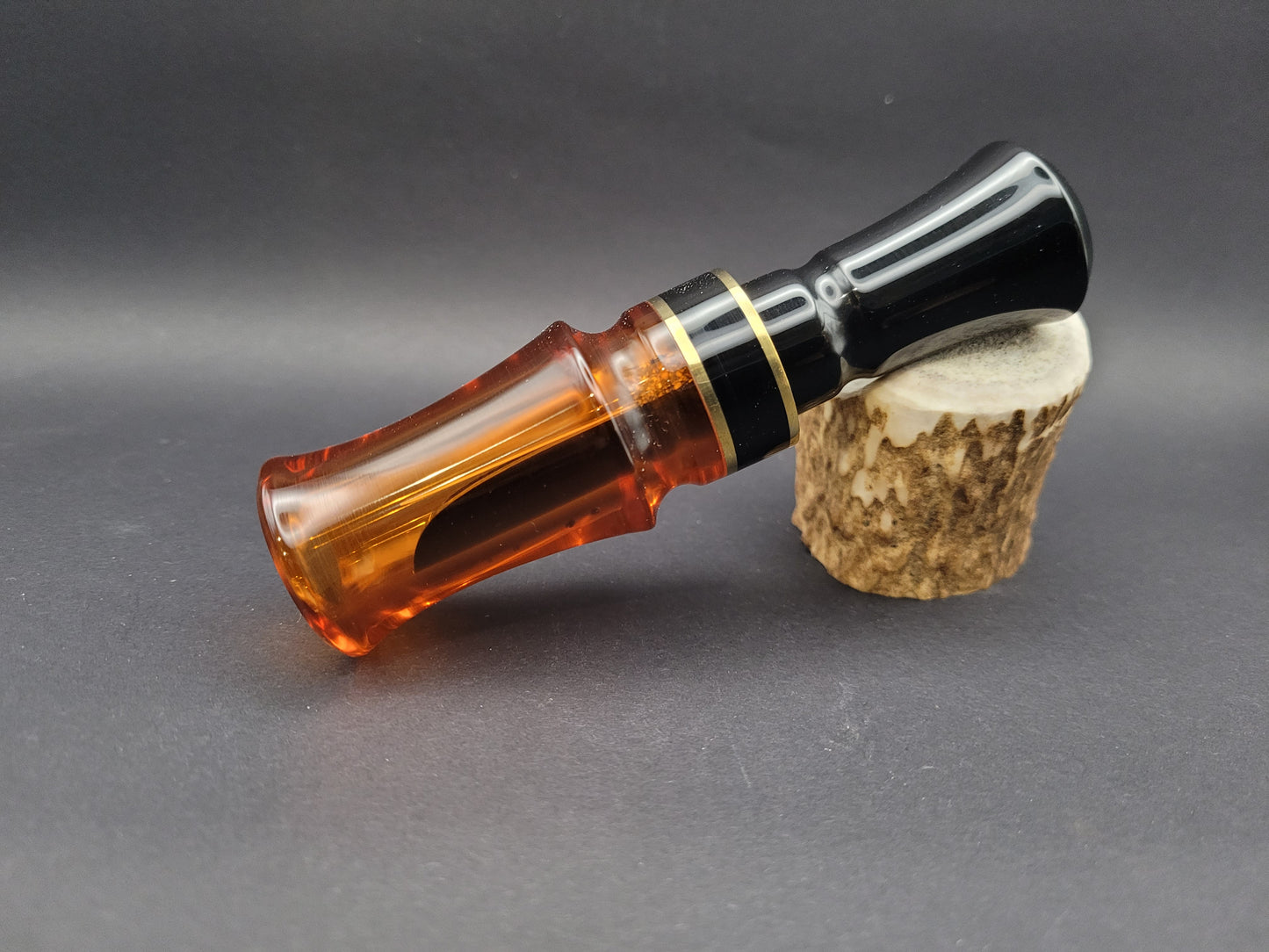Bourbon and black acrylic J-frame single reed duck call